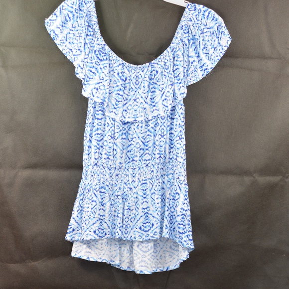 Light and Airy Blue & White Top NWT SZ L - Picture 4 of 5